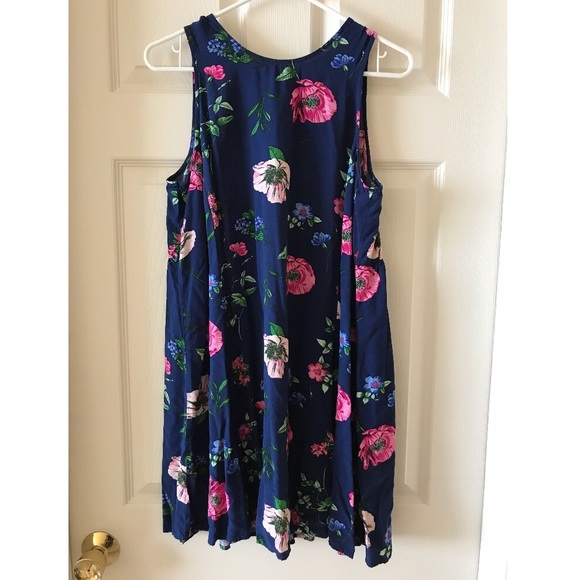 Old Navy Dresses & Skirts - Navy Floral Dress